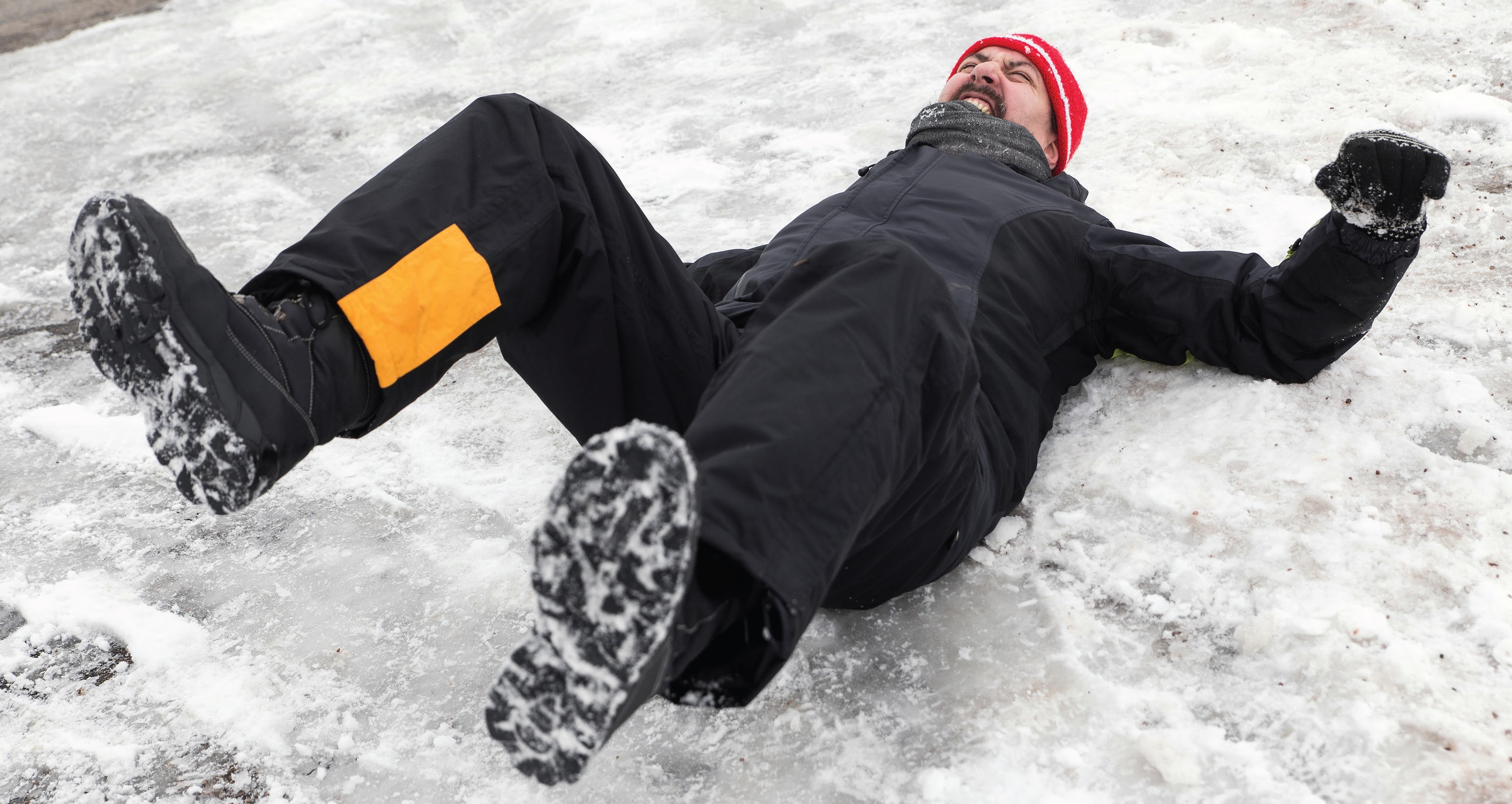 «Как правильно падать», или Пособие по выживанию в Петербурге зимой